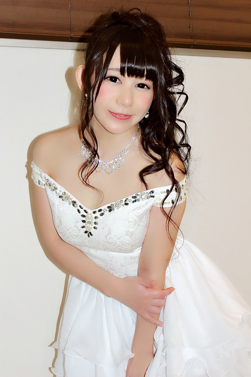 小西まりえ